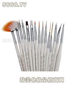 指尖绘色，巧手添彩——丽丹指甲笔刷与化妆刷的巧妙应用